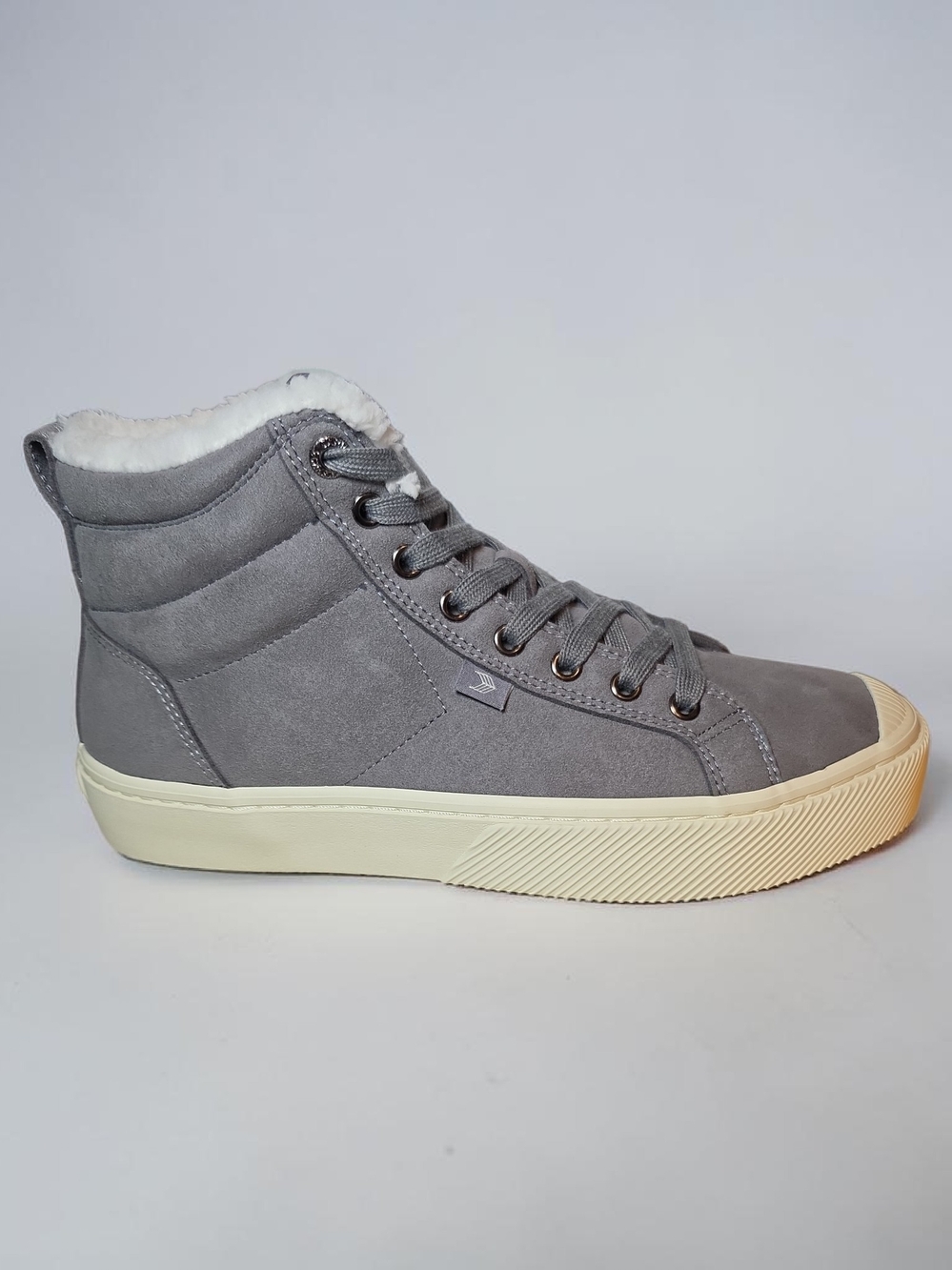 Cariuma Gray Suede High-Top Winter Sneakers with Cream Sole